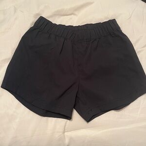 Girls Columbia PFG shorts size small